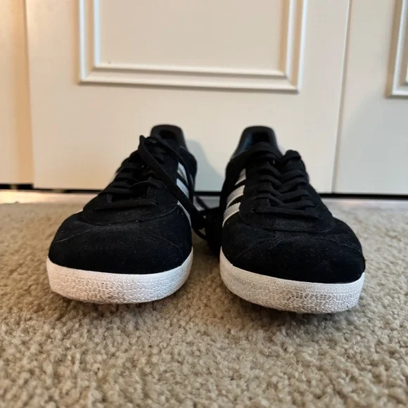 Adidas Gazelle sneakers - Picture 2 of 8